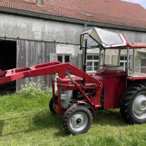 Massey Ferguson 133